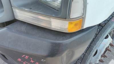 Ford F-550 Left Parking Lamp / Turn Signal for a Ford F550SD (SUPER DUTY)