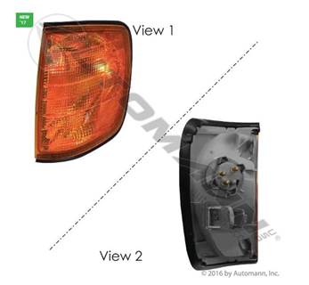 Freightliner FLD120 Left Parking Lamp / Turn Signal