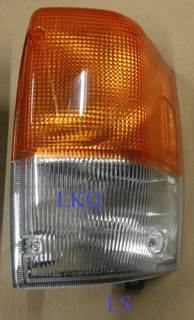 Isuzu NPR 2004-2007 Left Parking Lamp / Turn Signal
