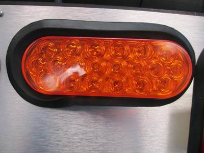 Universal Parking Lamp / Turn Signal