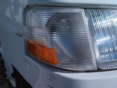 Volvo VNM Right Parking Lamp / Turn Signal