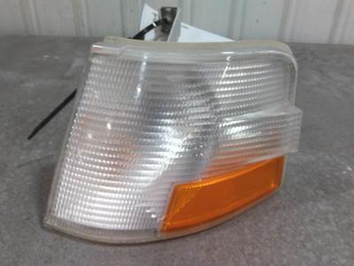 Volvo VNM Left Parking Lamp / Turn Signal