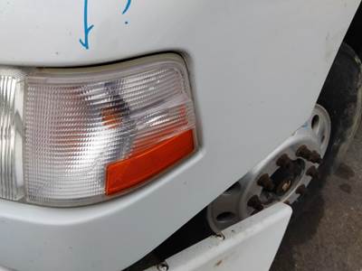 Volvo VNM Left Parking Lamp / Turn Signal