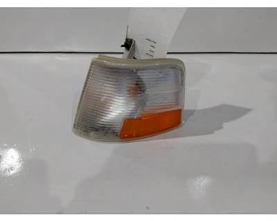 Used 2017 Volvo VNM Left Turn Signal Light, Part # 20571061