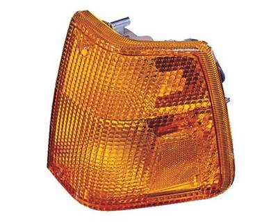 1988-1997 Volvo WIAES/WIA Integral Aero Sleeper Left Stop Light Assembly, Yellow Lens