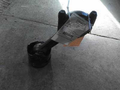 Detroit DD15 Piston / Rod