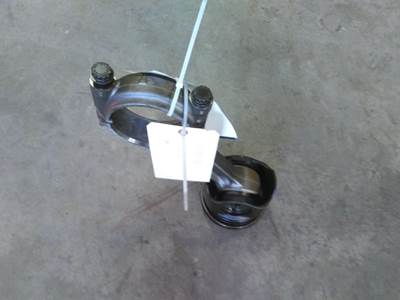 Detroit DD15 Piston / Rod