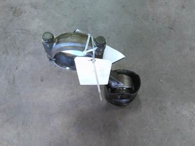 Detroit DD15 Piston / Rod