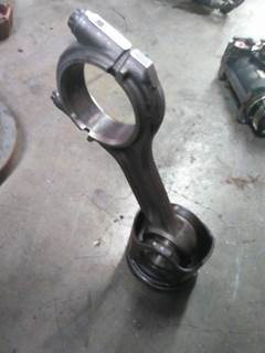 Detroit DD15 Piston / Rod