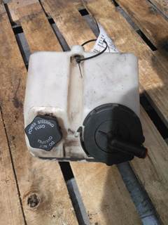 Freightliner Cascadia 113 Power Steering Reservoir