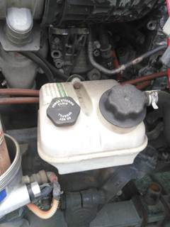 Freightliner Cascadia 113 Left Power Steering Reservoir