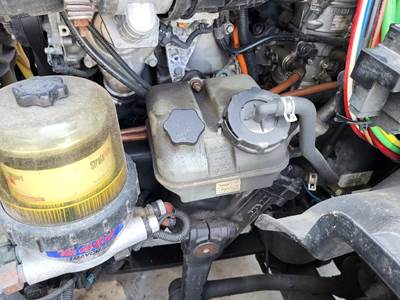Freightliner Cascadia 113 Power Steering Reservoir
