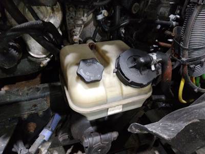 Freightliner Cascadia 113 Power Steering Reservoir