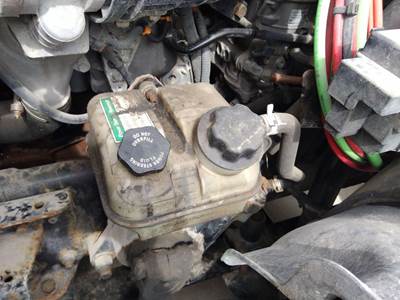 Freightliner Cascadia 113 Left Power Steering Reservoir