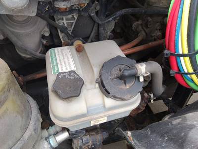 Freightliner Cascadia 113 Left Power Steering Reservoir