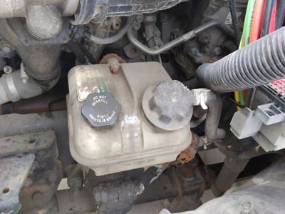 Freightliner Cascadia 113 Power Steering Reservoir