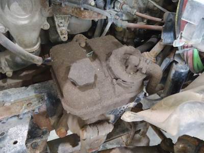 Freightliner Cascadia 113 Left Power Steering Reservoir