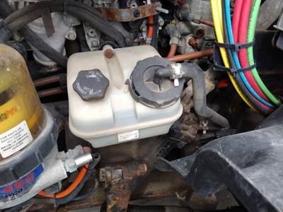 Freightliner Cascadia 113 Power Steering Reservoir