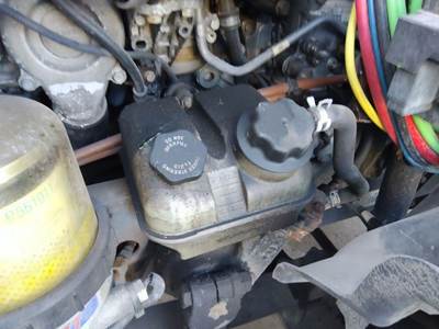 Freightliner Cascadia 113 Left Power Steering Reservoir