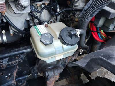 Freightliner Cascadia 113 Power Steering Reservoir