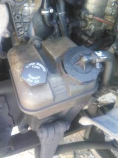 Freightliner Cascadia 113 Left Power Steering Reservoir