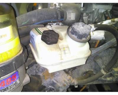 Freightliner Cascadia 113 Left Power Steering Reservoir for a Freightliner CASCADIA 113 2018UP
