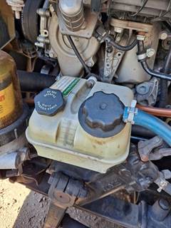 Freightliner Cascadia 125 Left Power Steering Reservoir