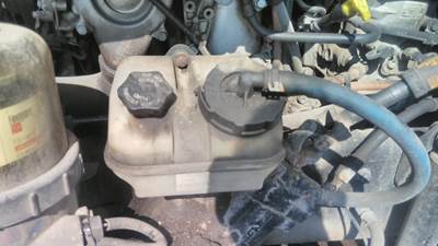 Freightliner Cascadia 125 Left Power Steering Reservoir