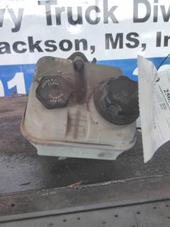 Freightliner Cascadia 125 Power Steering Reservoir