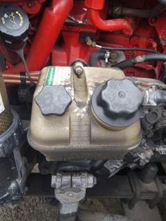 Freightliner Cascadia 125 Left Power Steering Reservoir