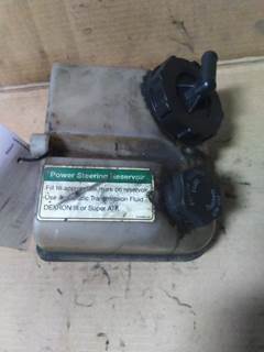 Freightliner Cascadia 125 Left Power Steering Reservoir