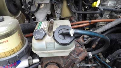 Freightliner Cascadia 125 Power Steering Reservoir