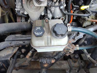 Freightliner Cascadia 125 Left Power Steering Reservoir