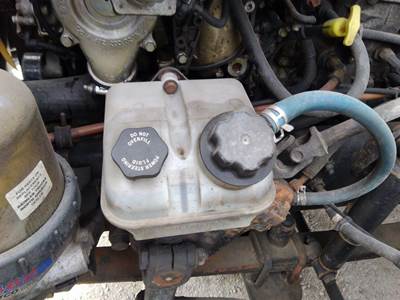 Freightliner Cascadia 125 Power Steering Reservoir