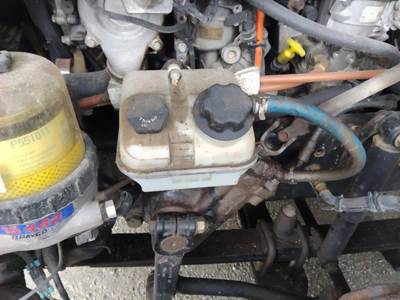 Freightliner Cascadia 125 Left Power Steering Reservoir