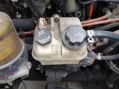 Freightliner Cascadia 125 Left Power Steering Reservoir