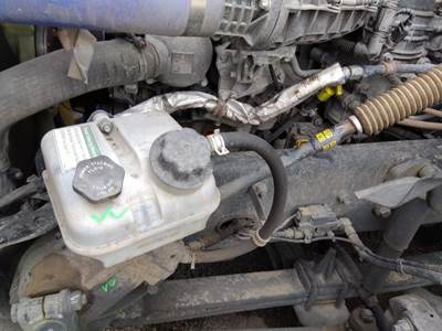 Freightliner Cascadia 126 Power Steering Reservoir