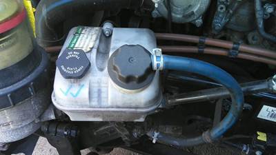 Freightliner Cascadia 126 Power Steering Reservoir