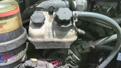 Freightliner Cascadia 126 Power Steering Reservoir