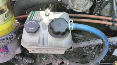Freightliner Cascadia 126 Left Power Steering Reservoir