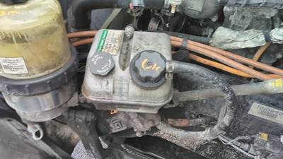 Freightliner Cascadia 126 Left Power Steering Reservoir