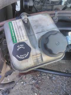 Freightliner Cascadia 126 Power Steering Reservoir