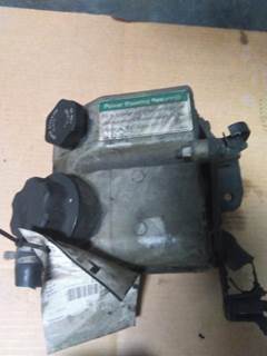 Freightliner Cascadia 126 Power Steering Reservoir