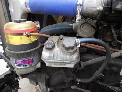 Freightliner Cascadia 126 Power Steering Reservoir