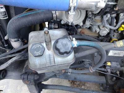 Freightliner Cascadia 126 Power Steering Reservoir