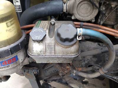 Freightliner Cascadia 126 Power Steering Reservoir