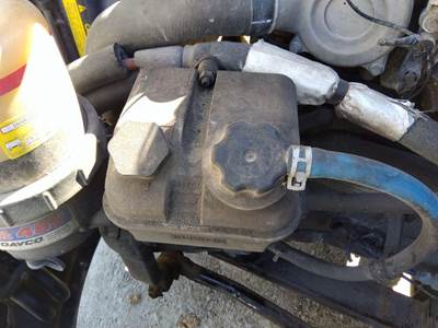 Freightliner Cascadia 126 Left Power Steering Reservoir