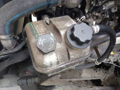 Freightliner Cascadia 126 Left Power Steering Reservoir