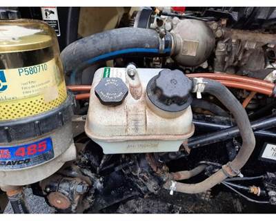 Freightliner Cascadia 126 Left Power Steering Reservoir