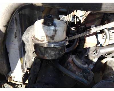 Freightliner Century Class 120 Left Power Steering Reservoir for a Freightliner CENTURY 120